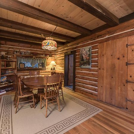 The Davies Family Inn - Adults Only Плейсервілл Номер фото